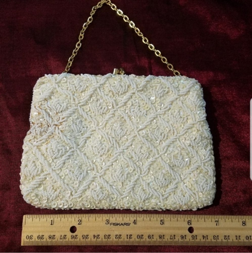 π EVENING CLUTCHES - Picture 3 of 7